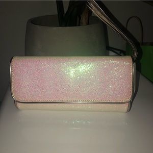 marc by marc jacobs clutch